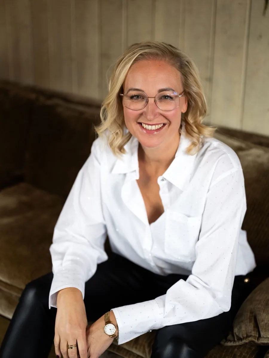 Portret Margriet van der Galiën